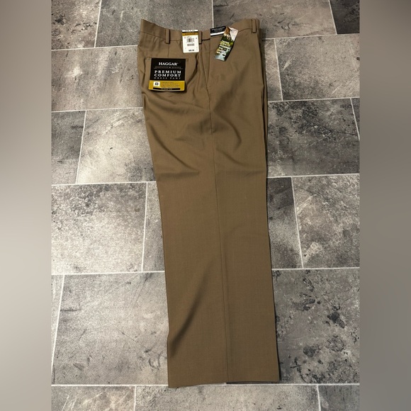 Haggar Other - Haggar Khaki Chinos Classic Straight-Leg Dress Pant